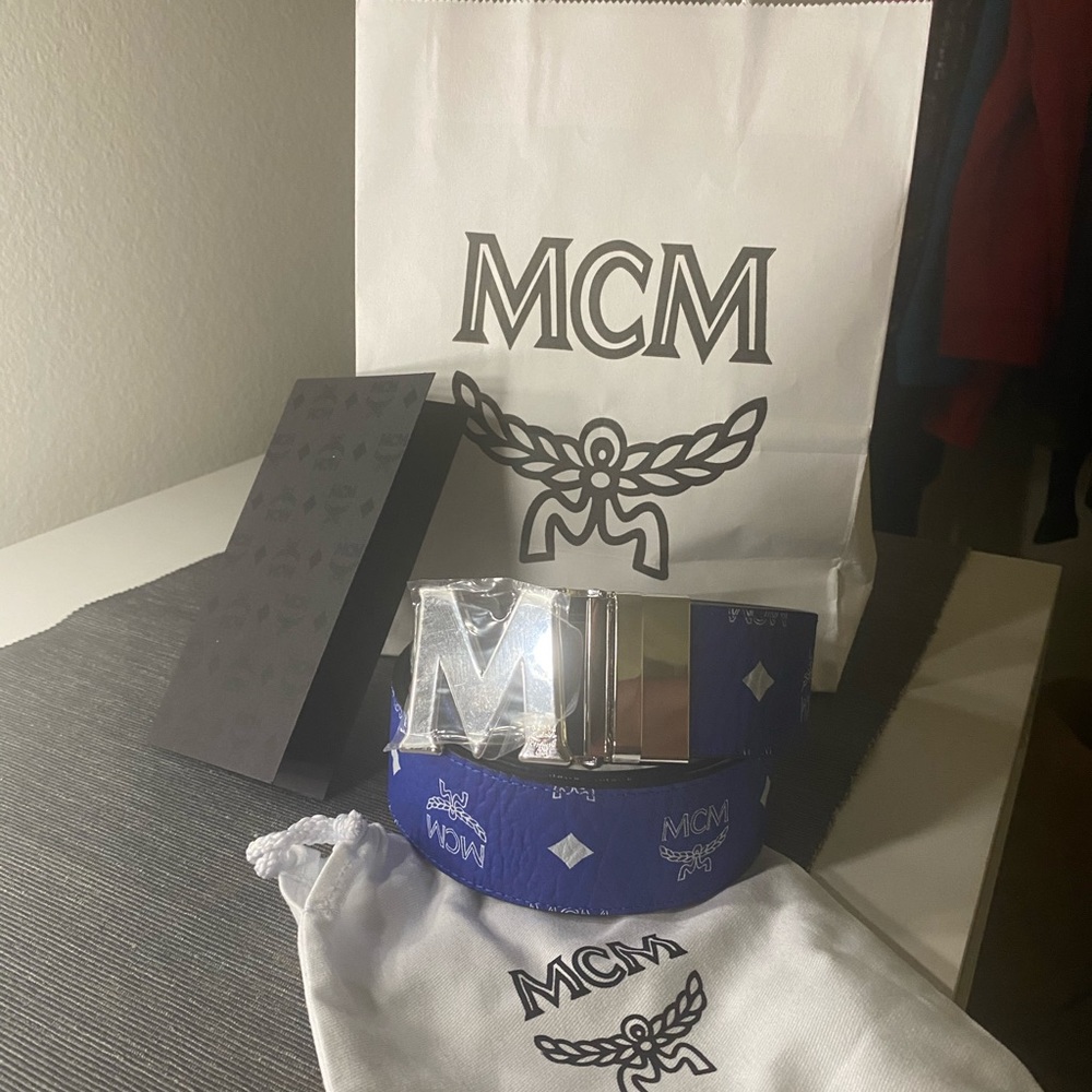 MCM blue stark visetos belt (reversible)
